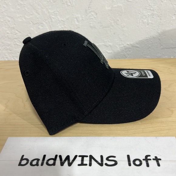 MLB Los Angeles Dodgers ‘47 MVP Adjustable Hat Black - Picture 4 of 4